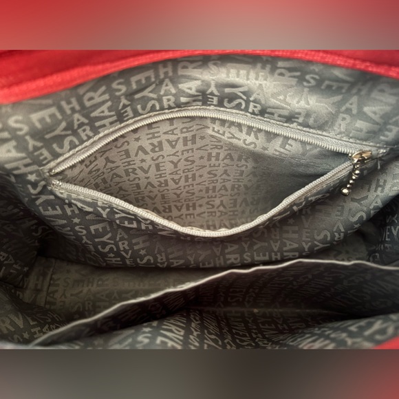 ❤️Red❤️Harvey’s Seatbelt Purse - Picture 7 of 7